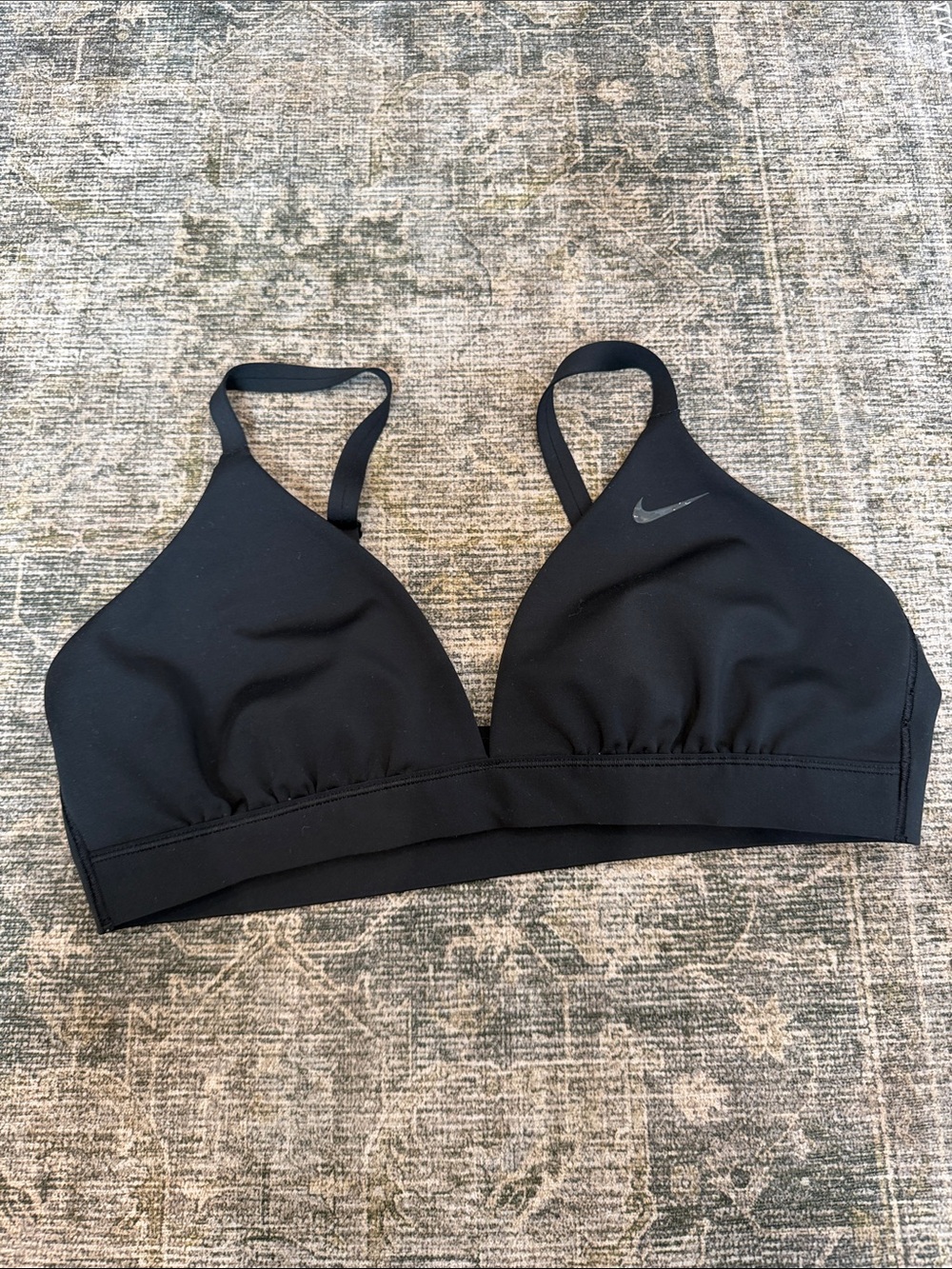Nike form sports bra